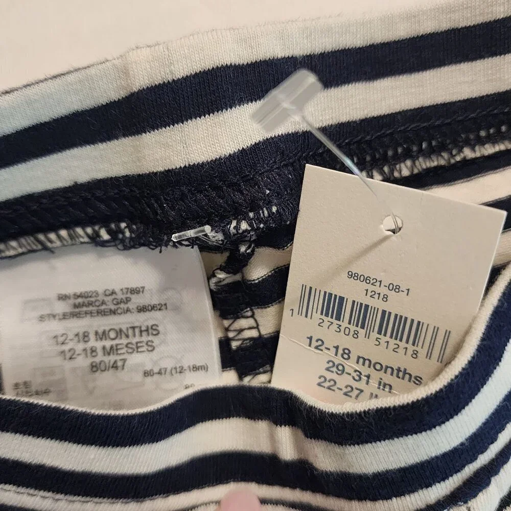 New Baby Gap girl 12-18 m outfit Blue top black white stripes leggings School